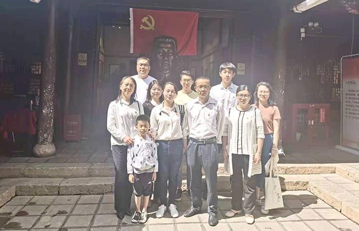 機(jī)關(guān)第二、三、四黨支部聯(lián)合開(kāi)展黨史教育主題黨日xiao.jpg